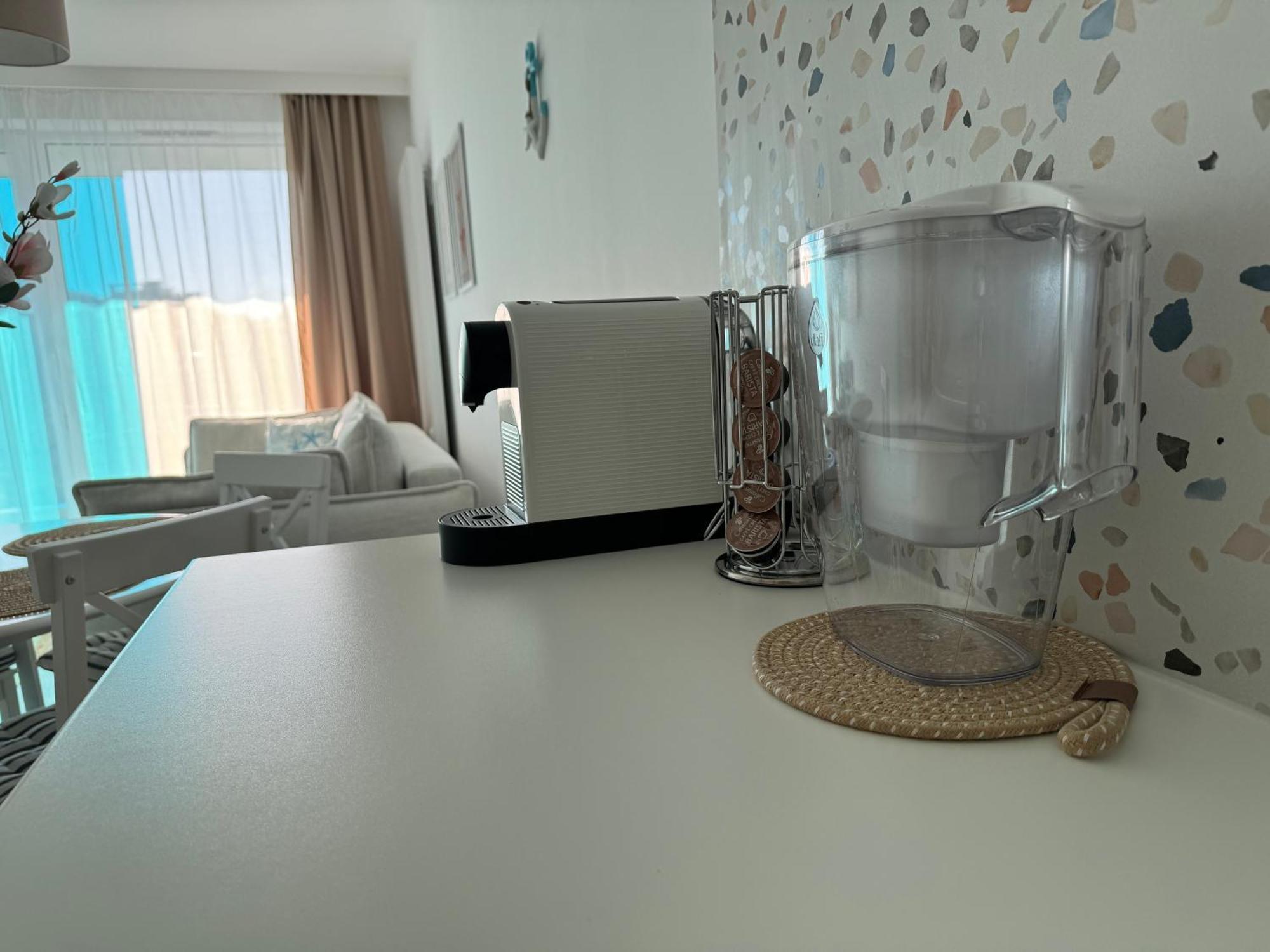 4Summer Kolobrzeg Apartamenty White Blue Sauna & Fitness & Parking 100 Metrow Do Pieknej Szerokiej Piaszczystej Plazy, Wspanialy Widok Z Duzego Tarasu! 100 Meter Zu Einem Schoenen Breiten Sandstrand, Herrliche Aussicht Von Einer Grossen Terrasse! Eksteriør bilde
