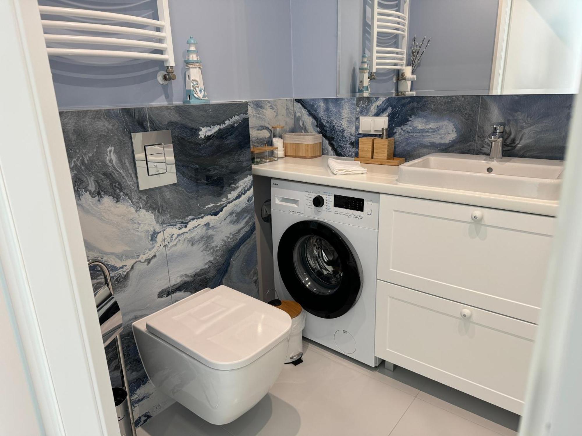 4Summer Kolobrzeg Apartamenty White Blue Sauna & Fitness & Parking 100 Metrow Do Pieknej Szerokiej Piaszczystej Plazy, Wspanialy Widok Z Duzego Tarasu! 100 Meter Zu Einem Schoenen Breiten Sandstrand, Herrliche Aussicht Von Einer Grossen Terrasse! Eksteriør bilde