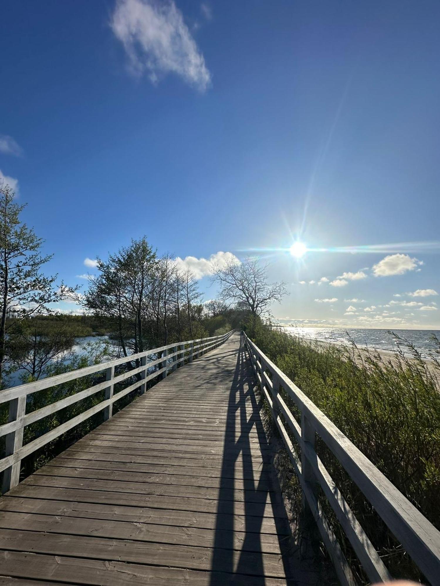 4Summer Kolobrzeg Apartamenty White Blue Sauna & Fitness & Parking 100 Metrow Do Pieknej Szerokiej Piaszczystej Plazy, Wspanialy Widok Z Duzego Tarasu! 100 Meter Zu Einem Schoenen Breiten Sandstrand, Herrliche Aussicht Von Einer Grossen Terrasse! Eksteriør bilde