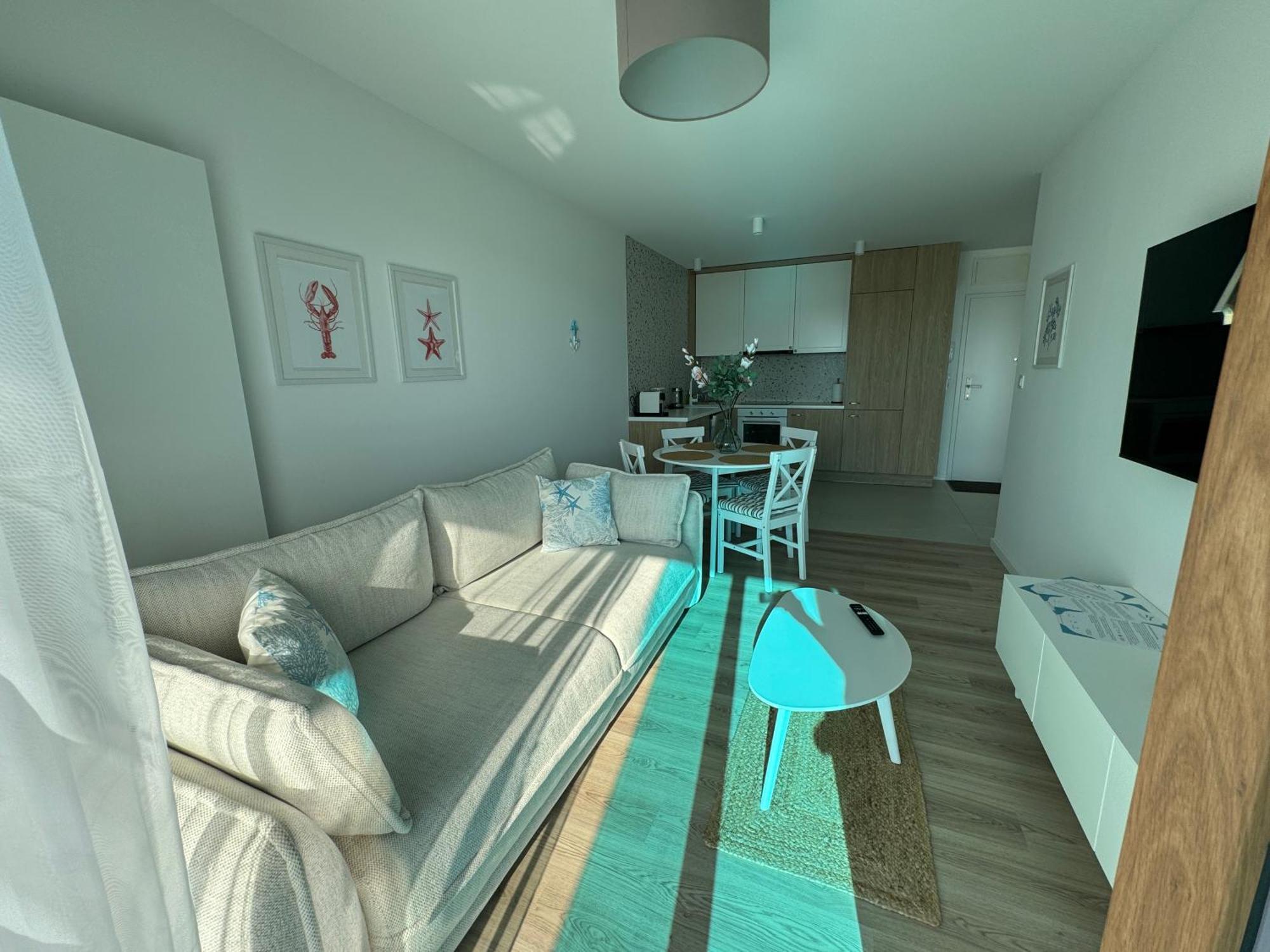 4Summer Kolobrzeg Apartamenty White Blue Sauna & Fitness & Parking 100 Metrow Do Pieknej Szerokiej Piaszczystej Plazy, Wspanialy Widok Z Duzego Tarasu! 100 Meter Zu Einem Schoenen Breiten Sandstrand, Herrliche Aussicht Von Einer Grossen Terrasse! Eksteriør bilde