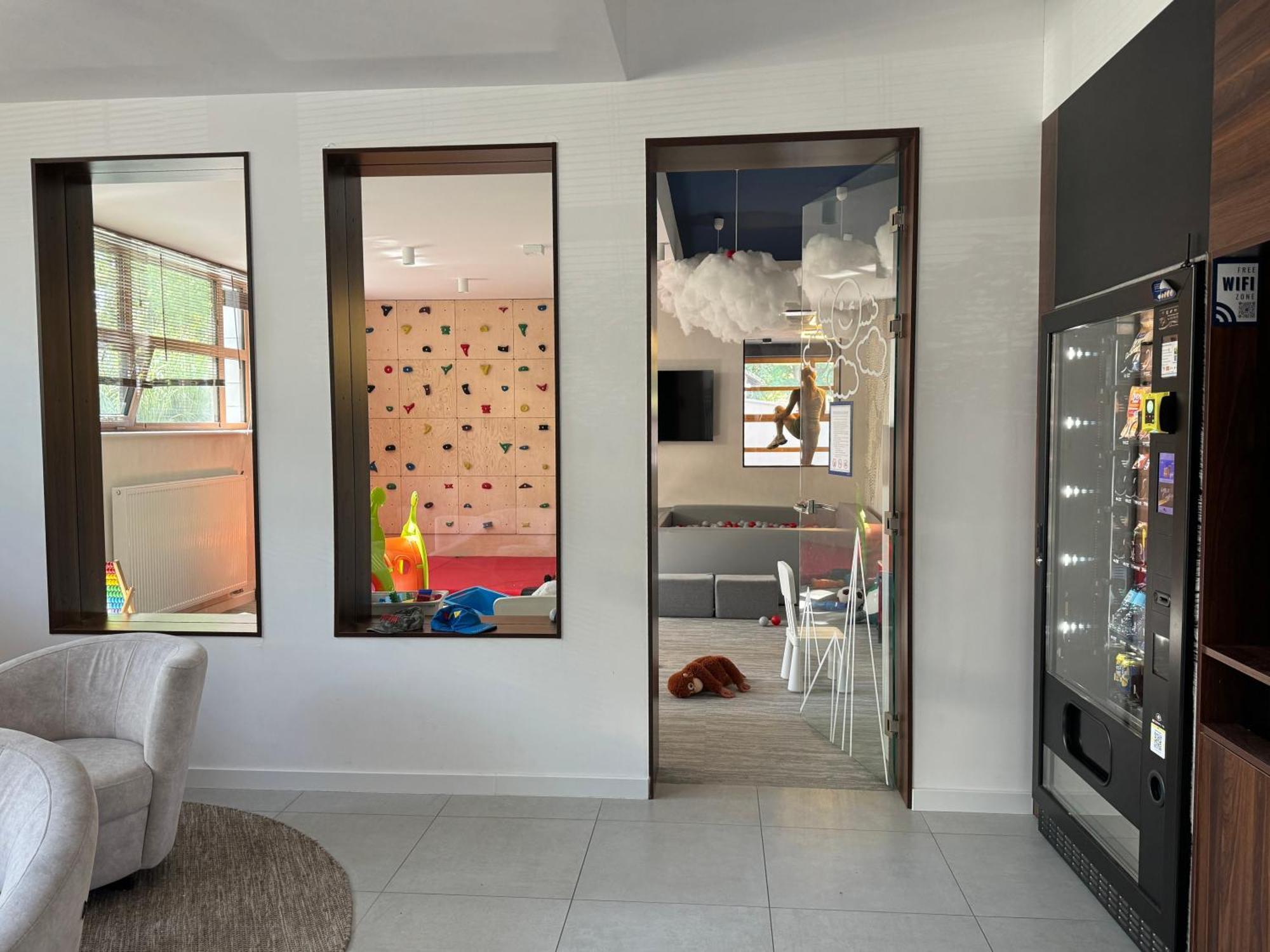 4Summer Kolobrzeg Apartamenty White Blue Sauna & Fitness & Parking 100 Metrow Do Pieknej Szerokiej Piaszczystej Plazy, Wspanialy Widok Z Duzego Tarasu! 100 Meter Zu Einem Schoenen Breiten Sandstrand, Herrliche Aussicht Von Einer Grossen Terrasse! Eksteriør bilde