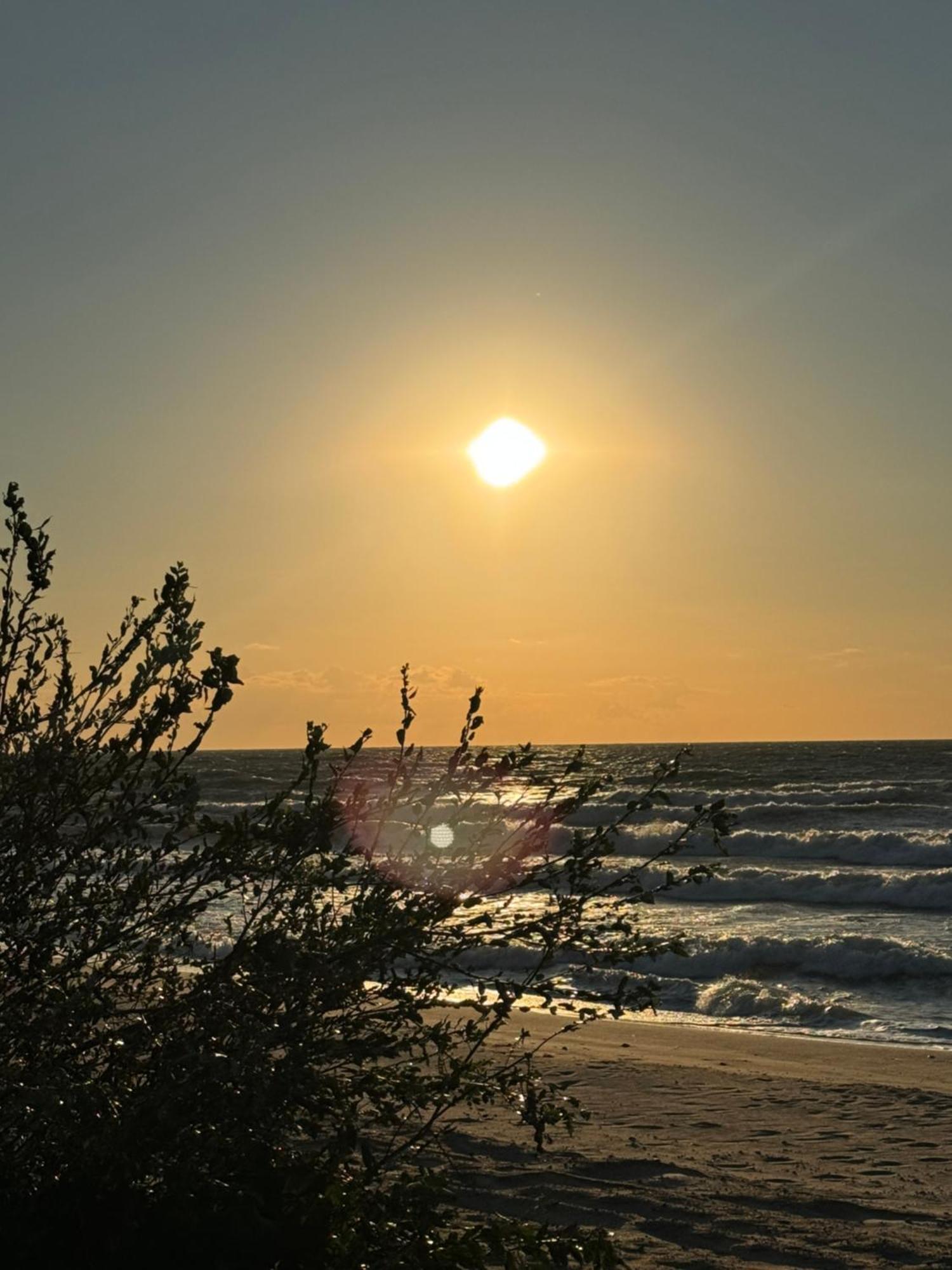 4Summer Kolobrzeg Apartamenty White Blue Sauna & Fitness & Parking 100 Metrow Do Pieknej Szerokiej Piaszczystej Plazy, Wspanialy Widok Z Duzego Tarasu! 100 Meter Zu Einem Schoenen Breiten Sandstrand, Herrliche Aussicht Von Einer Grossen Terrasse! Eksteriør bilde