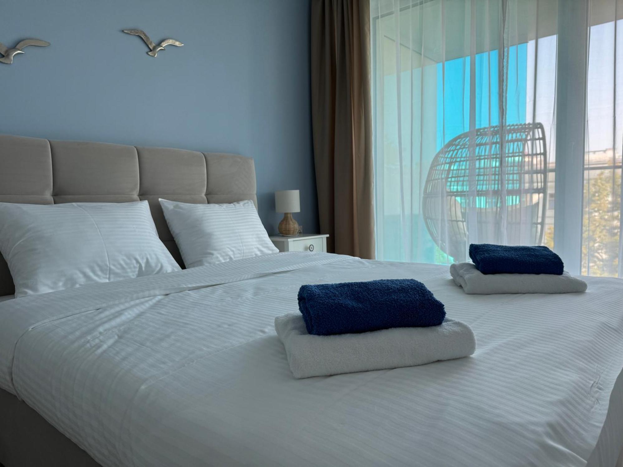 4Summer Kolobrzeg Apartamenty White Blue Sauna & Fitness & Parking 100 Metrow Do Pieknej Szerokiej Piaszczystej Plazy, Wspanialy Widok Z Duzego Tarasu! 100 Meter Zu Einem Schoenen Breiten Sandstrand, Herrliche Aussicht Von Einer Grossen Terrasse! Eksteriør bilde